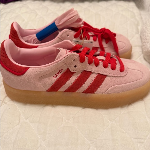 Adidas Women's Samba clear Pink and better Scarlet Sneakers - Picture 4 of 7